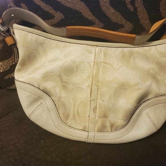 Purse - Picture 2 of 3
